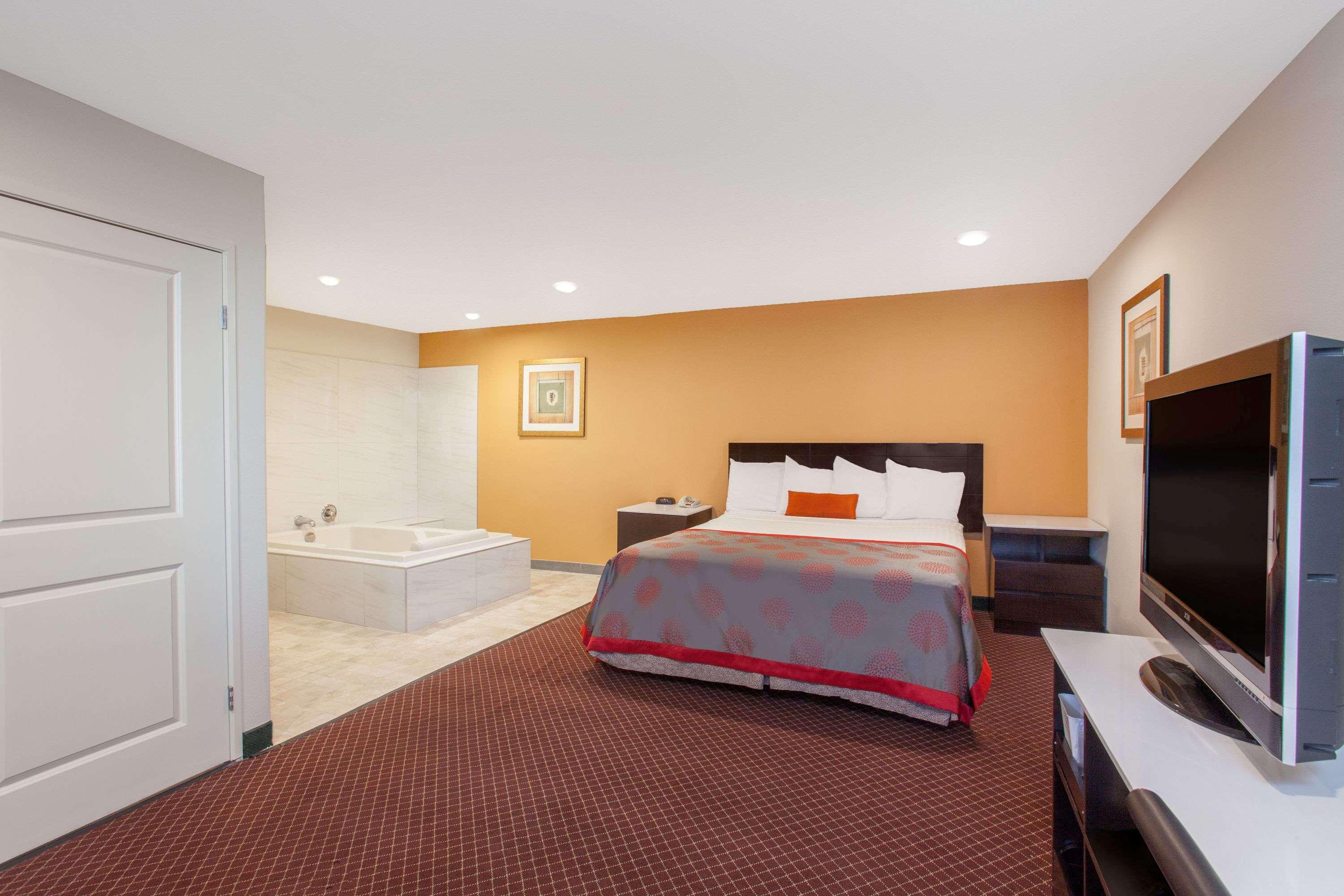 Ramada By Wyndham Culver City Los Angeles Ngoại thất bức ảnh
