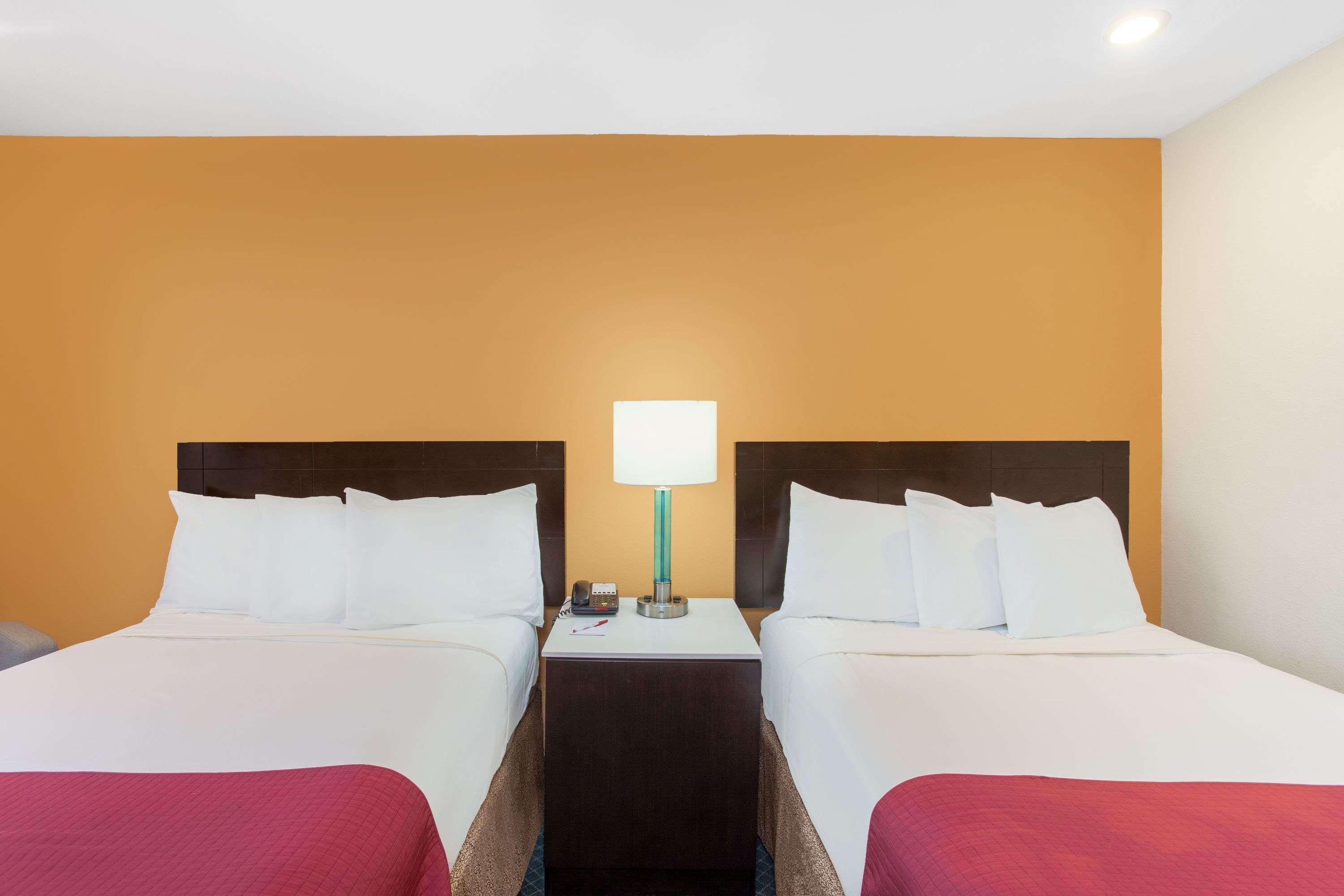 Ramada By Wyndham Culver City Los Angeles Ngoại thất bức ảnh