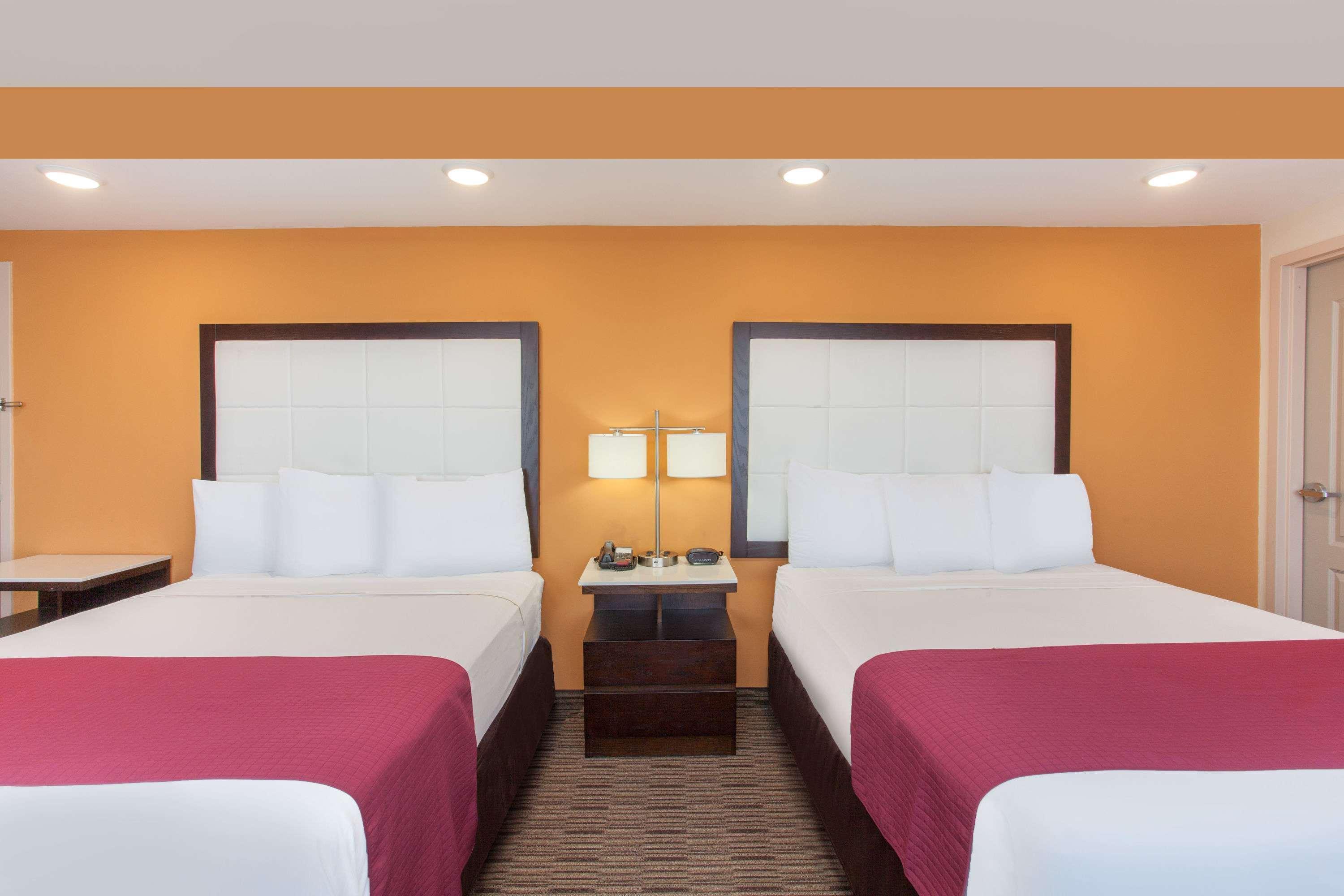 Ramada By Wyndham Culver City Los Angeles Ngoại thất bức ảnh