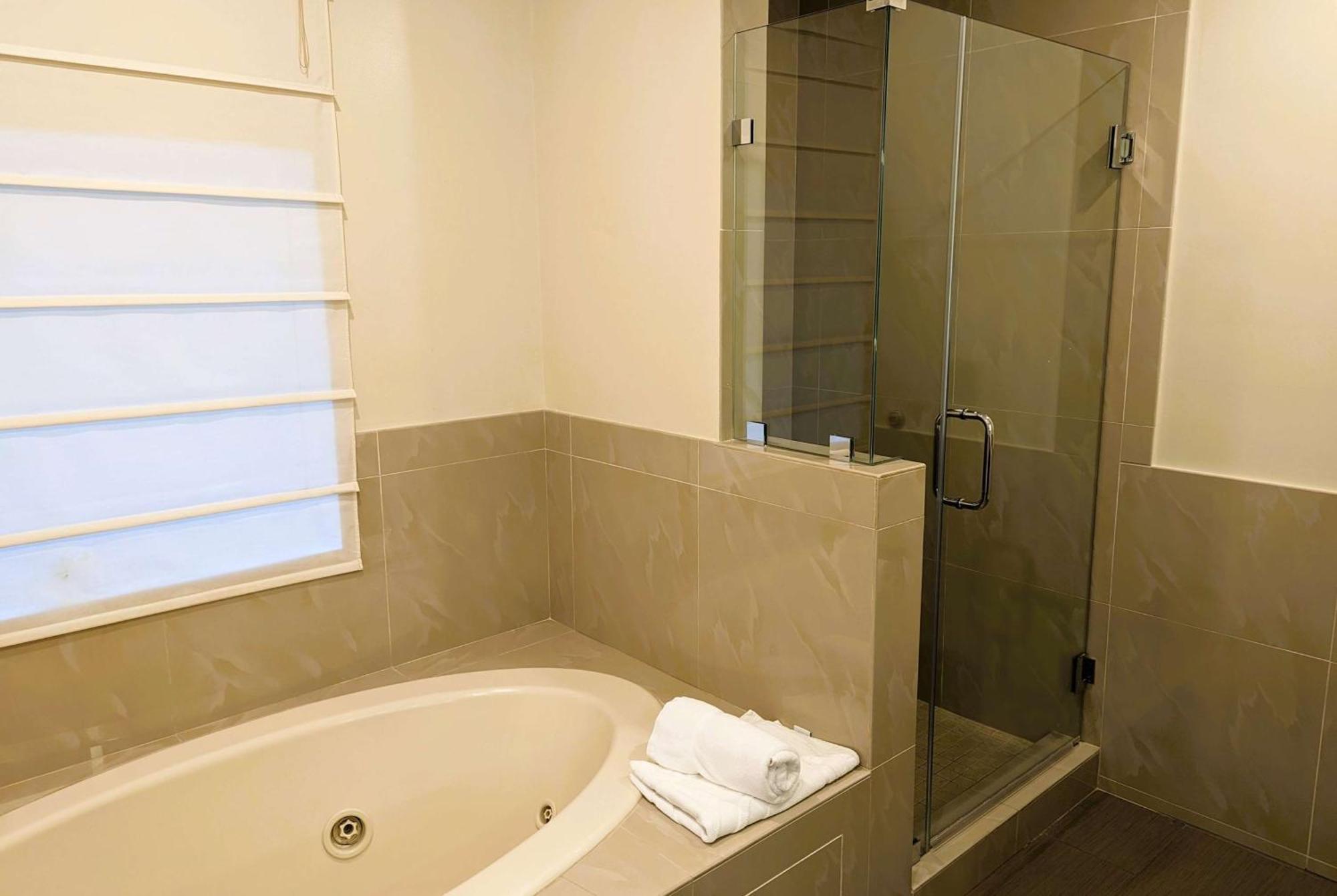 Ramada By Wyndham Culver City Los Angeles Ngoại thất bức ảnh