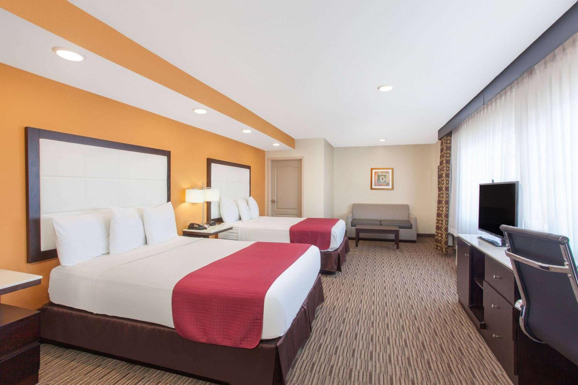 Ramada By Wyndham Culver City Los Angeles Ngoại thất bức ảnh