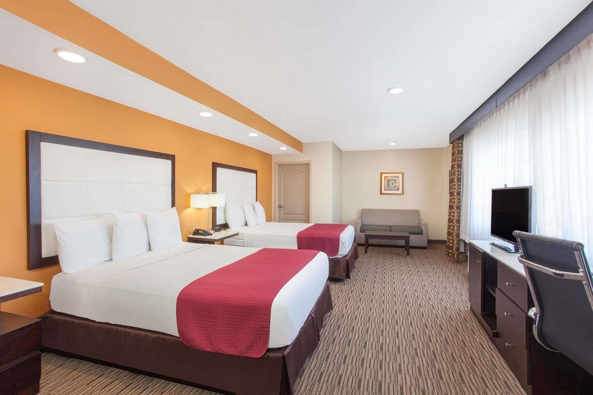 Ramada By Wyndham Culver City Los Angeles Ngoại thất bức ảnh