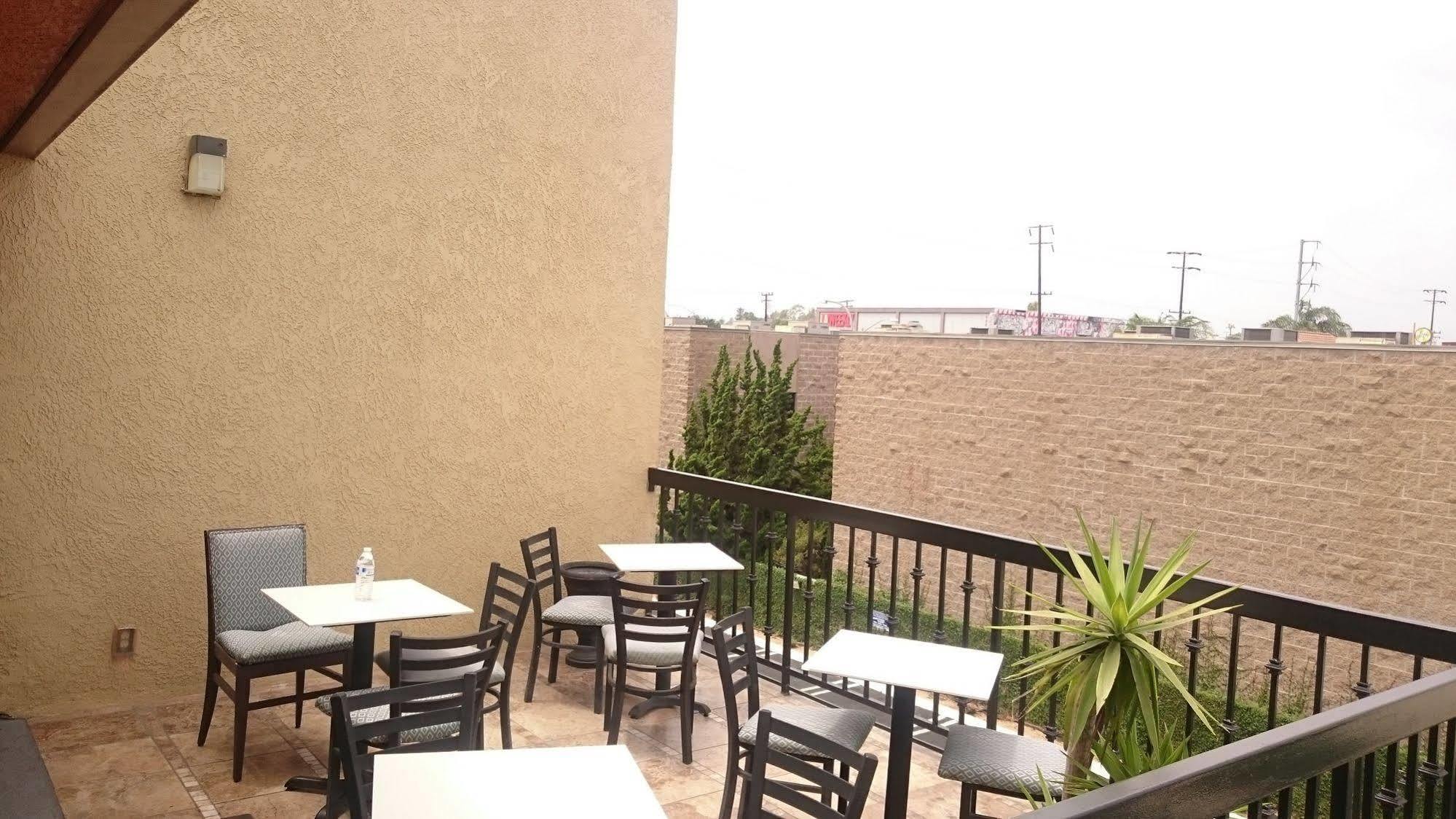 Ramada By Wyndham Culver City Los Angeles Ngoại thất bức ảnh